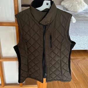 Andrew Mark quilted vest